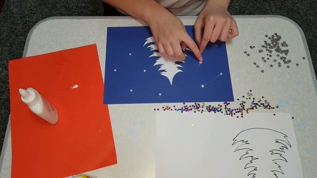 Аппликация из цветной бумаги, Ёлочка. смотреть онлайн