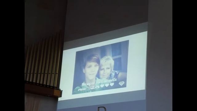 Воскресное служение, посвященное Дню молитвы за сирот смотреть онлайн