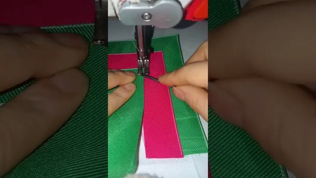 Fabric folding and edging sewing method