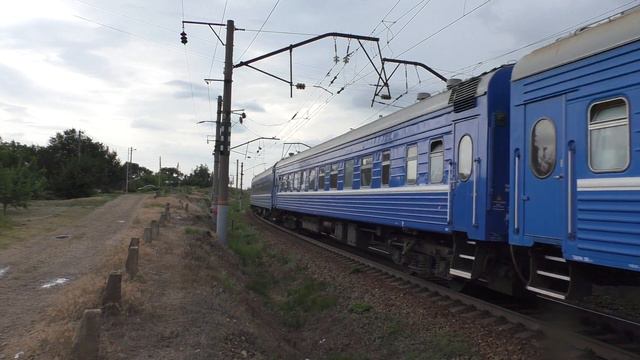 ЭП1М-465 с поездом №301 Адлер - Минск смотреть онлайн
