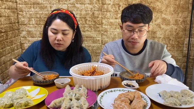 Мукбанг/ 4 вида манду?( корейские пельмени)