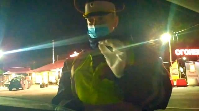 Беспредел ГИБДД Сотрудник ДПС был шоке от знаний водителя №28 смотреть онлайн