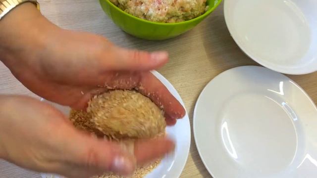 Бюджетные котлеты из свинины