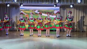Танец с балалайками 2