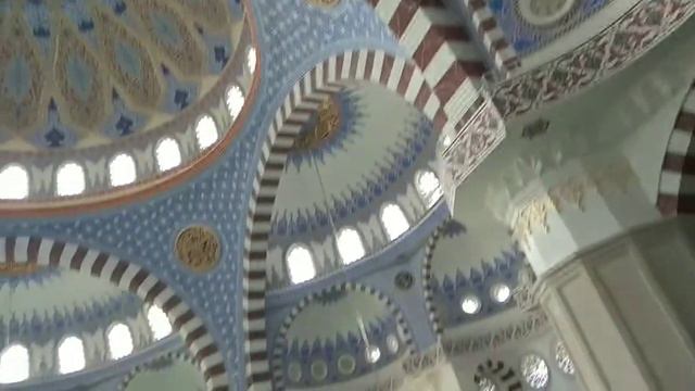 Орто Азиядагы эң чоң мечит - Бишкек борбордук мечити смотреть онлайн