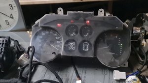 3uz fe 6at свап Митсубиси Паджеро. Поставил и поехал.Родной щиток приборов Митсубиси.Сборка, тест:)