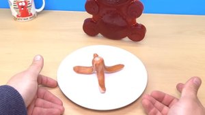 СОСИСОЧНЫЙ ОСЬМИНОГ И ЖЕЛЕЙНЫЙ МЕДВЕДЬ ВАЛЕРА