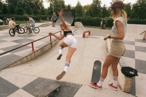 Смешные падения людей, смешные видео, новые приколы. CАМЫЕ УГАРНЫЕ ФИАСКО 2021