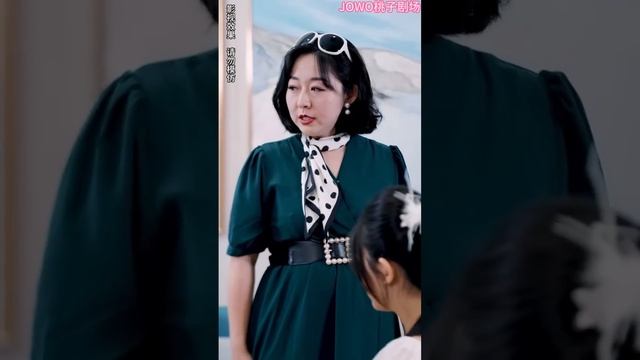 [Multi SUB]《開局我在學校叱吒風雲》留學歸來的大小姐不繼承家業，卻選擇離家出走，獨自環遊世界！ #女頻 #甜寵愛情劇 #最火短劇推薦 #短劇全集 【JOWO桃子劇場】