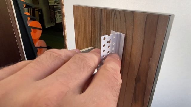 Как выглядит примыкание профиля Protektor (Trim-Tex) 3785 к окну смотреть онлайн