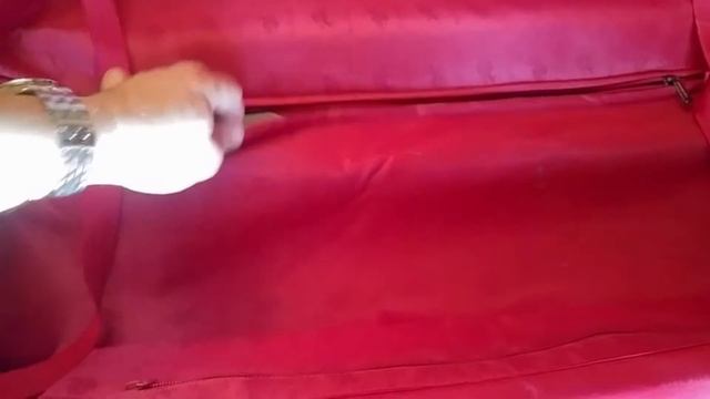 Ремонт вмятины угла чемодана своими руками. Помяли в аэропорту. смотреть онлайн