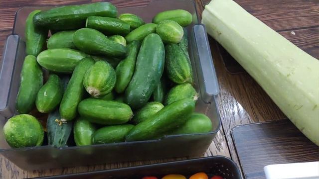 Битые огурчики. Со своего огорода. Вкуснота !!!