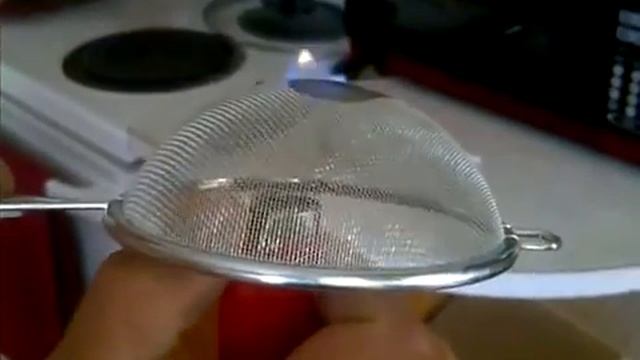 На парах бензина. 1 Safety feature for gas vapor смотреть онлайн