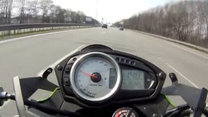 Kawasaki Z 750 2009, speed autobahn