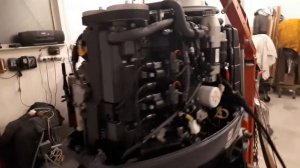 Лодочный мотор Ямаха 100 - 80 , 2014год выпуска. Продажа в Санкт-Петербурге.