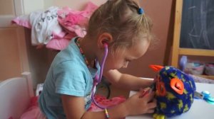 FUNNY KIDS Гипноз со Спинером Для Сестры Веселое видео для Детей