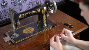 Restoring a 1906 Singer Sewing Machine