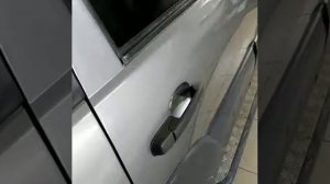 Удаление вмятины на двери Chevrolet Niva