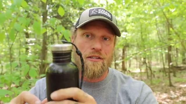 Survival Kit in a Cup - Survival Instructor shows what summer survival gear you need to carry! смотреть онлайн