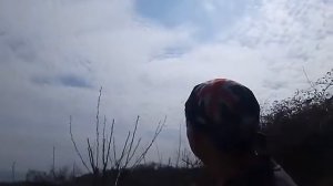 Запускаем самолеты на пульте управления и летаем на них над морем