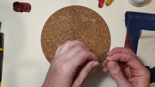 Мастер-класс кукольная обувь своими руками.Туфельки из натуральной кожи. Материалы.