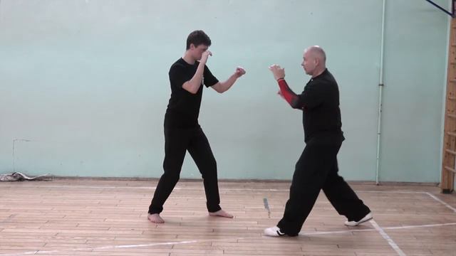 ШКОЛА ИЦЮАНЬ-103. ХЭНДУО ЦЗЯО (БОКОВАЯ СТОПА)