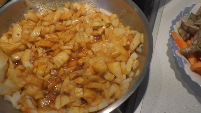 Корень Лопуха. Готовлю корень Лопуха с дикоросами. Как приготовить Лопух. Рецепт из Репейника.