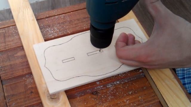 КАК СДЕЛАТЬ КРАСИВУЮ ПОДСТАВКУ ДЛЯ ЧАСОВ смотреть онлайн