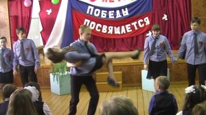 2015 05 08 МАОУ Усениновская СОШ концерт