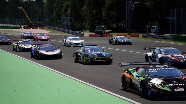Assetto Corsa Competizione - Multiplayer Racing Crash Pileup 10+ Cars Involved Multiple Angles смотреть онлайн