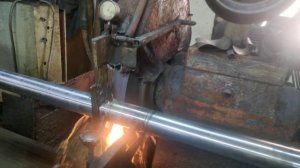 Как шлифуют шток длиной более двух метров