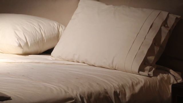 Обмывая бабку перед похоронами, зеки увидели то, отчего бросились бежать без оглядки. смотреть онлайн