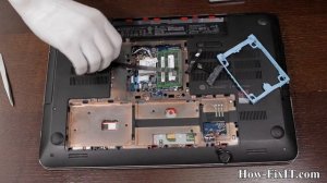 How to upgrade RAM and SSD / Hard Drive in HP Envy 17