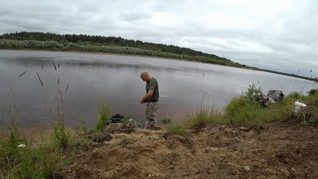 ОСТАВИЛ ДОНКИ НА НОЧЬ, А ТУТ \ ИЩЕМ РЫБАЛКУ\ РЫБАЛКА НА МИНОГУ\ ГОСТЮ У РОДИТЕЛЕЙ!! смотреть онлайн