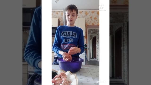 Спагетти с фрикадельками