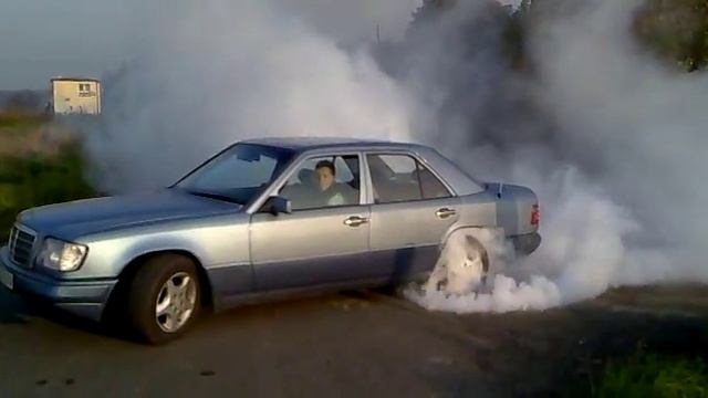 Mercedes 124  2.0 Diesel!!