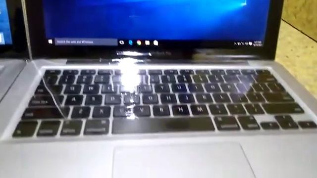 Apple MacBook pro 2012 (Windows 10 Vs Mac OS Catalina 10.15)|Whatsapp 0305-8688489 смотреть онлайн