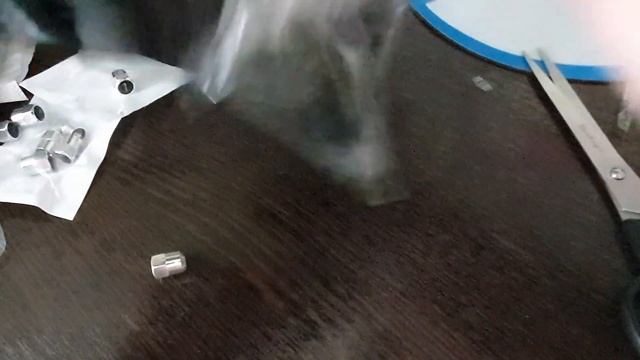 Hyundai Santa Fe 2021: мини-тюнинг, распаковка посылок из Китая, накладки на педали, колпачки... смотреть онлайн