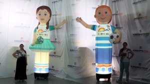 Надувные фигуры Мальчик и Девочка для встречи детей в летнем лагере