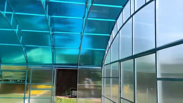 Бассейн под надежной защитой - павильон с раздвижными дверьми от ОченьКрепко