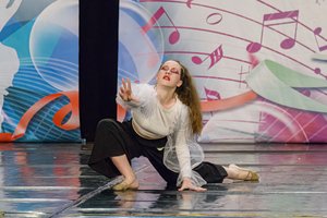 В гостях у Терпсихоры. Танец "Нежный путь".
             Visiting Terpsichore. Dance "Gentle way".