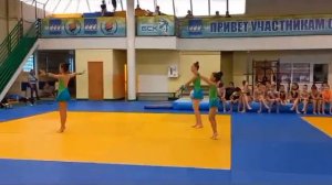 Тройка по спортивной акробатике. 3 спортивный разряд, баланс