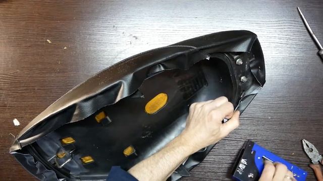 Перетяжка сиденья  СКУТЕР Honda Yamaha Suzuki СВОИМИ РУКАМИ!