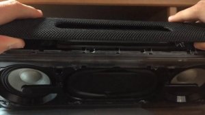 Как снять все защитные сетки (Переднюю и Заднию) на колонке Sony srs xb-41!!!!