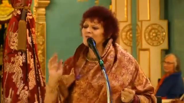Guru Naanak Ji Ki Jai Jai Kaar - Bhajan by Ms Dana Gillespie смотреть онлайн