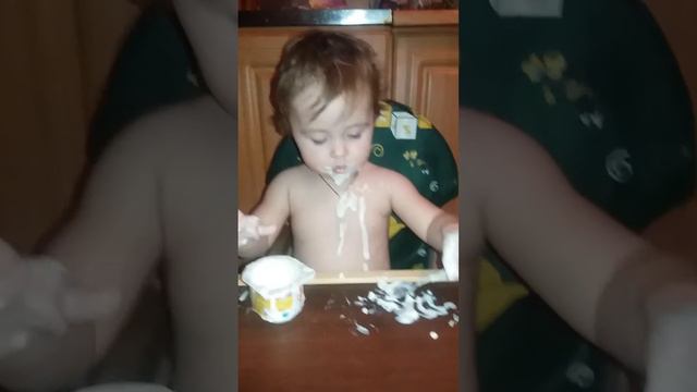 Учимся есть сами -ложкой. смотреть онлайн