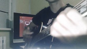 Я прошу не надо плакать (на гитаре) + аккорды и бой!!