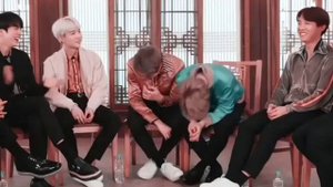 чимин и стулья