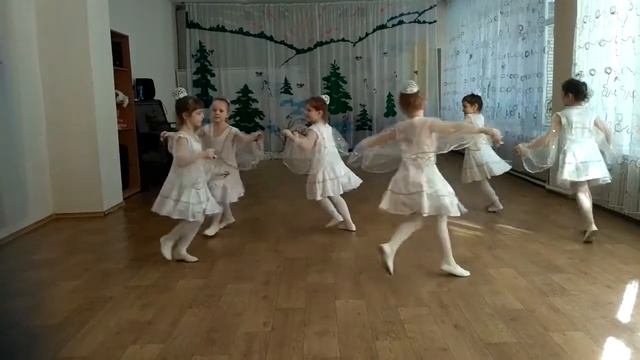 Сказочные колокольчики (старшая группа) МБДОУ "Детский сад №5 "Семицветик") смотреть онлайн