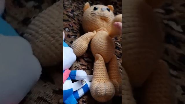 Котята открыли глазки!!! Знакомство с Рябинушкой, Мией, Моникой и Лисенком!!! смотреть онлайн